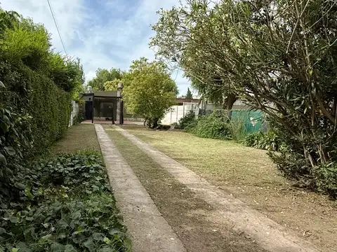 Casa en Venta con 1 cochera