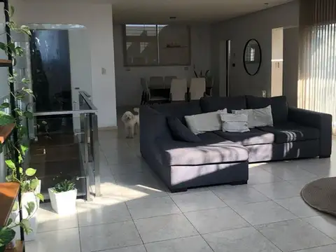 Depto Tipo Casa en Venta 10 años