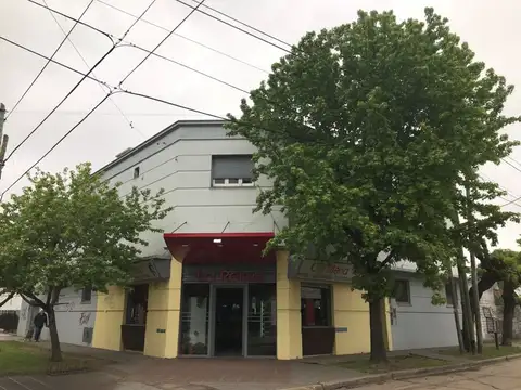 Saenz Peña nº 1095 Esq. Motti de Tieghi