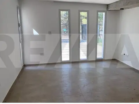 Casa en Venta en General Roca, USD 135.000
