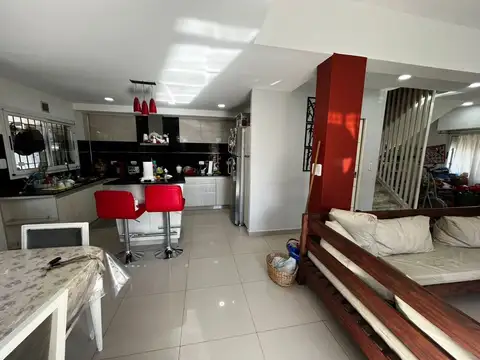 Casa en Venta en Gregorio De Laferrere, USD 250.000