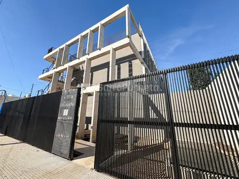 Venta departamento 2 ambientes en Moron Sur (PB-E)