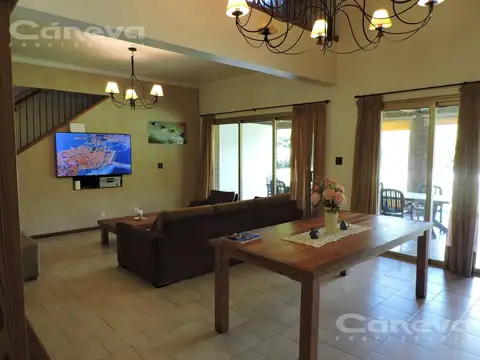 Casa en Alquiler al Oeste