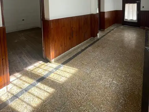 Casa en Alquiler en Centro De Lujan, $ 650.000