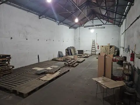 Galpon en Venta en Balvanera, USD 585.000