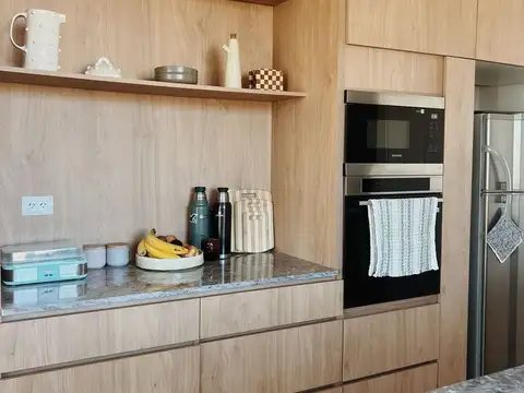 Casa 7 ambientes con 4 baños