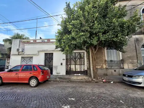 VENTA Casa Interna 1 Dormitorio a Reciclar en Arroyito, Zona Norte Rosario