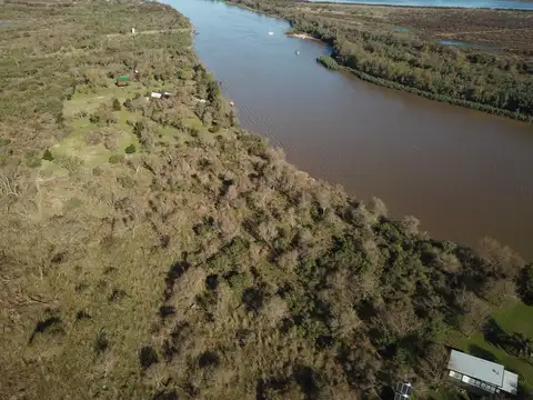 Terreno en Venta 20  mts Frente