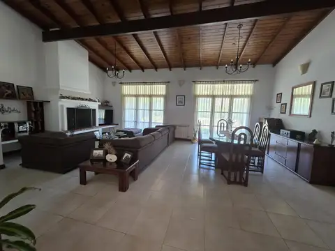 Casa en Venta de 4 dormitorios