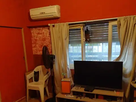 Depto Tipo Casa 2 ambientes con 1 baño