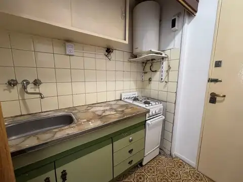 Departamento en Alquiler en Monserrat, $ 400.000