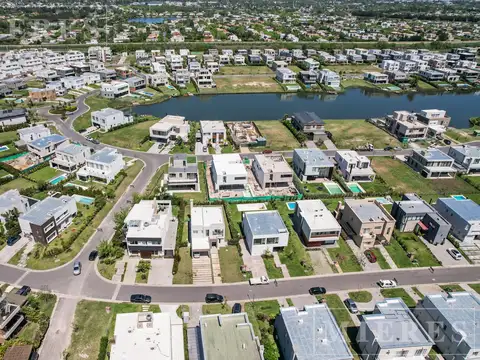 Casa en Alquiler 2 años