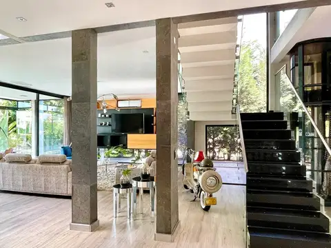 Casa en Venta de 5 dormitorios