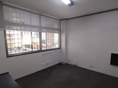 Oficina en Venta 75 años