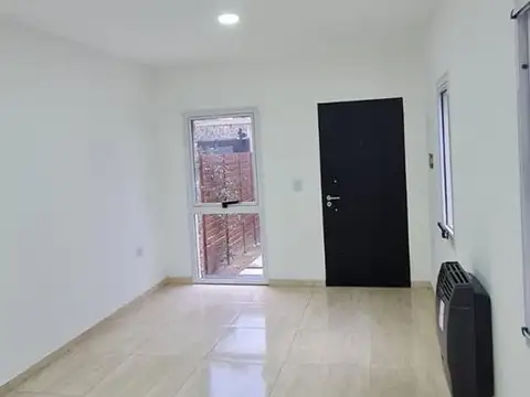 Dúplex en venta - 2 Dormitorios 2 Baños - City Bell