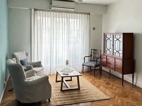 Alquiler Temporario en Recoleta. Amplio y luminoso departamento de 3 Ambientes + Escritorio.