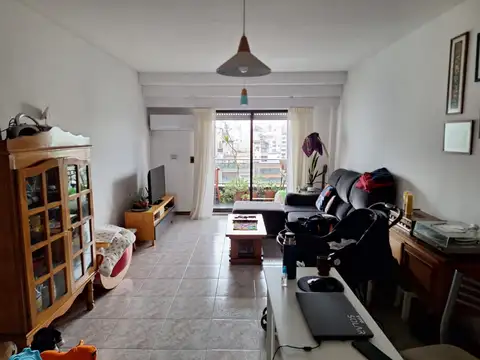 Avenida San Pedrito 200, Piso 9