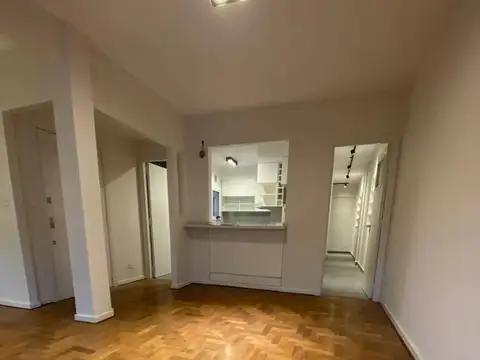 Oficina 4 ambientes con 2 baños