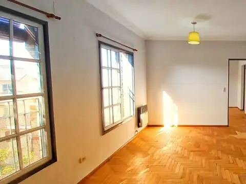 Venta Departamento Morón 2 Ambientes Con Cochera