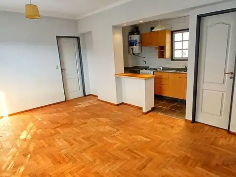 Departamento 2 ambientes con 1 baño