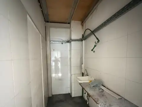 Av Montes de Oca 1100