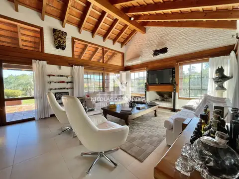 Casa en Alquiler Temporal de 6 dormitorios