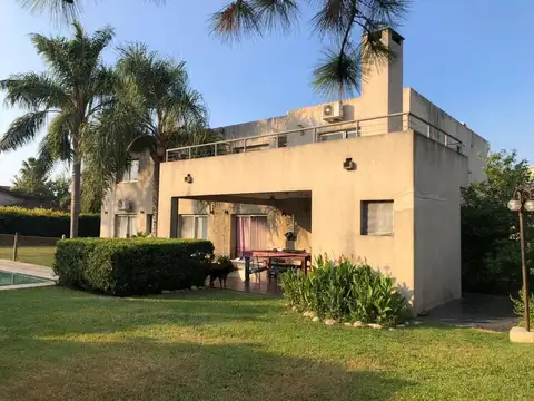 Casa en Venta de 5 dormitorios