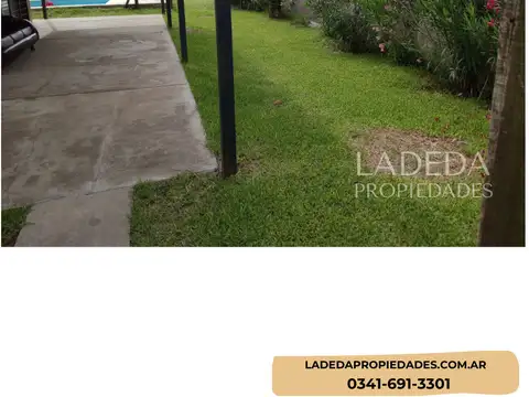 Casa en Venta con 2 cocheras