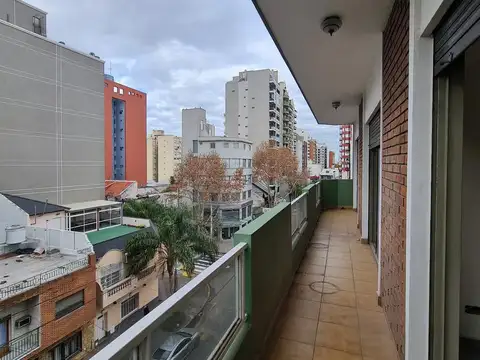 Departamento en  alquiler  Lanusita - 3 ambientes