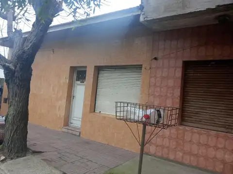 Venta. Casa 3 ambientes. Puerto.