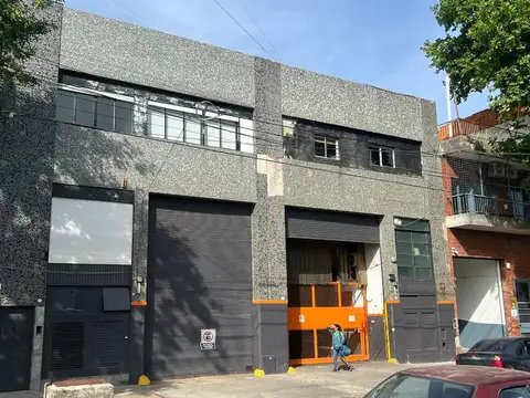 Venta Deposito Parque Avellaneda D. salida 3300 m2