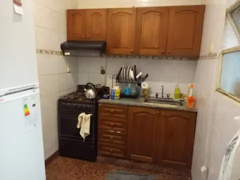 Depto Tipo Casa 2 ambientes con 1 baño
