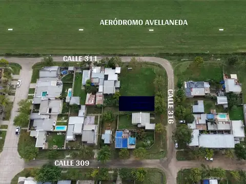 SE VENDE TERRENO CON CONSTRUCCION INICIADA EN AVDA
