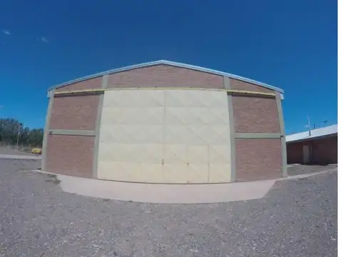 Vendo base, con Galpón y oficinas en Rincón de los Sauces.