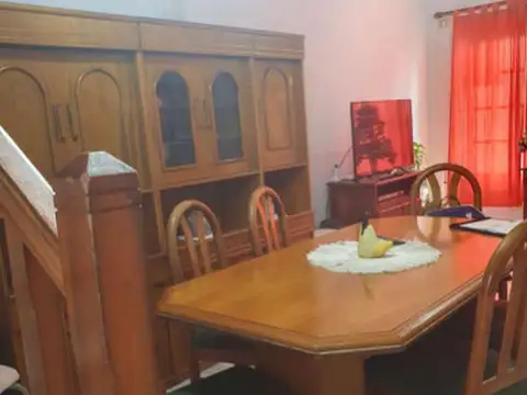 Depto Tipo Casa en Venta de 4 ambientes