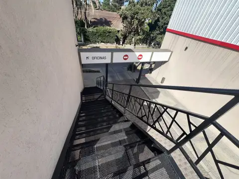 Oficina en Alquiler en Bella Vista, USD 750