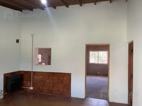 Casa 3 ambientes con 1 baño