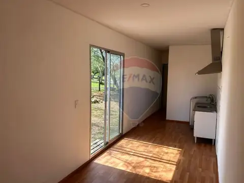 ALQUILER DE CASA CONTENEDOR EN EMPALME OLMOS