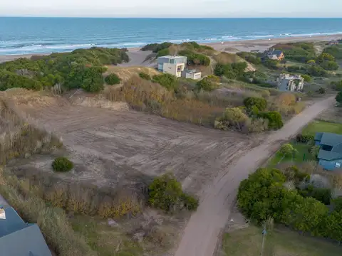 Terreno en Venta en Carilo, USD 550.000