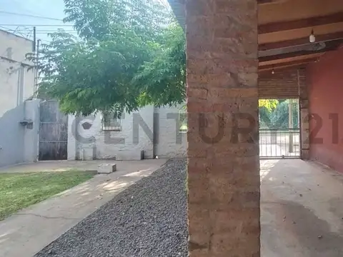 Casa en Venta con 1 cochera