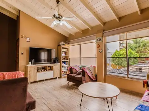 Casa en Venta en Villa Luzuriaga, USD 230.000