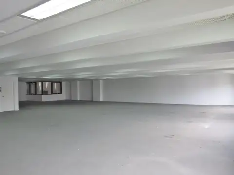 Oficina en Alquiler en Retiro, USD 10.000