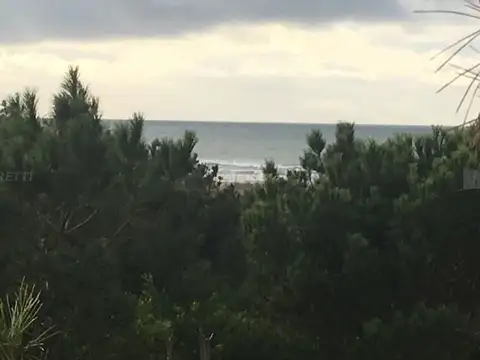 Casa en Alquiler Temporal con 1 cochera