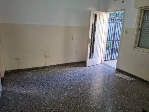 Depto Tipo Casa en Venta de 2 ambientes