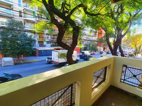 Depto Tipo Casa 3 ambientes con 2 baños