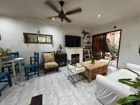 Depto Tipo Casa en Venta en Villa Dominico, USD 66.000