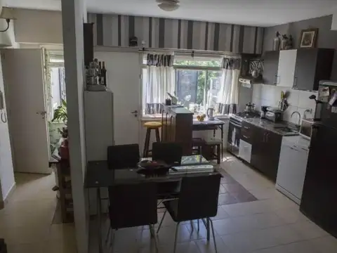 Depto Tipo Casa en Venta de 3 ambientes