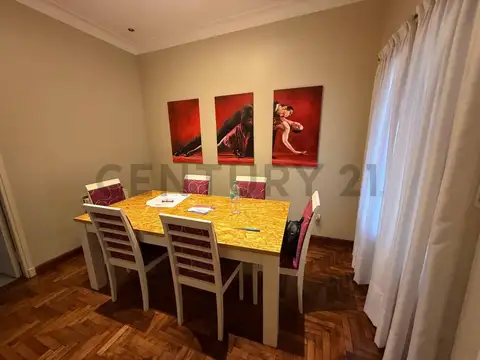 Casa 3 ambientes con 2 baños