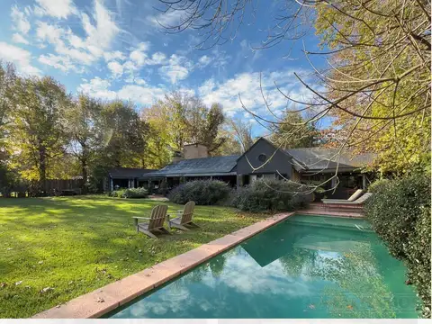 Casa con 3 dormitorios en un planta en venta en Villa de Mayo - Los Nogales