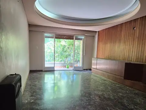 Depto Tipo Casa 4 ambientes con 2 baños